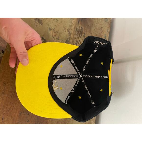 OSFA Adult KC black and yellow hat - Picture 2 of 3